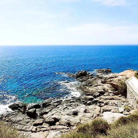 Meda Chica Canyelles, Costa Brava * Roses